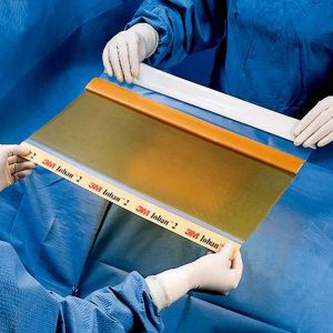 Champ à inciser iodé antimicrobien 3M™ Ioban™ 6640 44x35-34x35